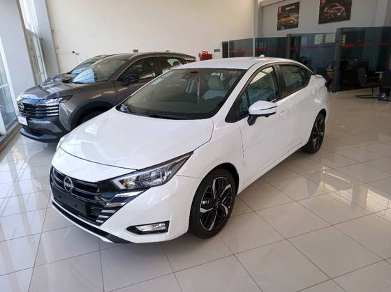 NISSAN VERSA 1.6 16V FLEX EXCLUSIVE XTRONIC